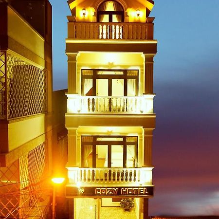 דה לאט Cozy Hotel מראה חיצוני תמונה